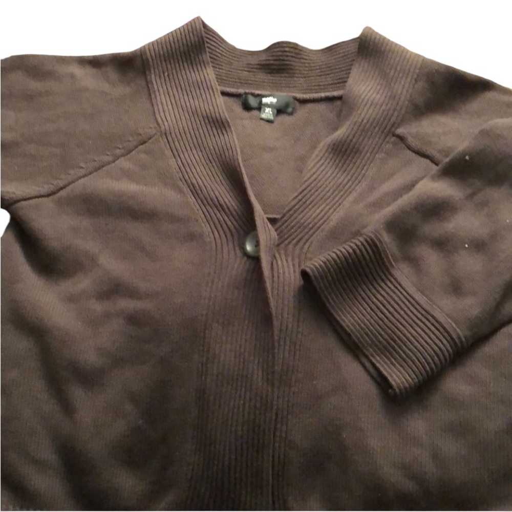 Mossimo Supply & Co size XL Dark brown 3/4 sleeve cropped cardigan one button